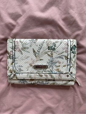Max Studio White Floral Perforated Wallet Clutch